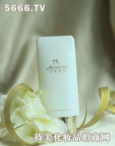 舒爽控油潔面乳 雅創(chuàng)化妝品帶來的個人衛(wèi)生新體驗(yàn)